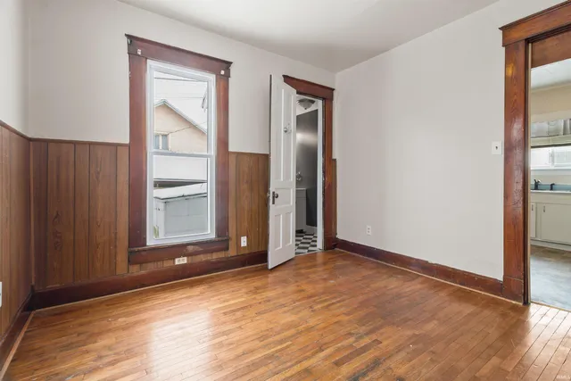 $68,000 | 209 South Whites Avenue, Marion, IN 46952