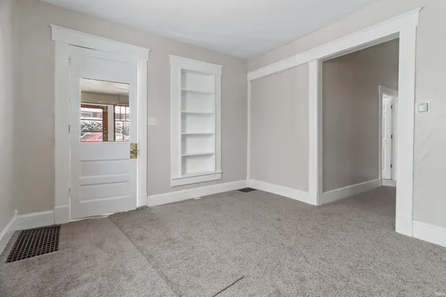 $68,000 | 209 South Whites Avenue, Marion, IN 46952