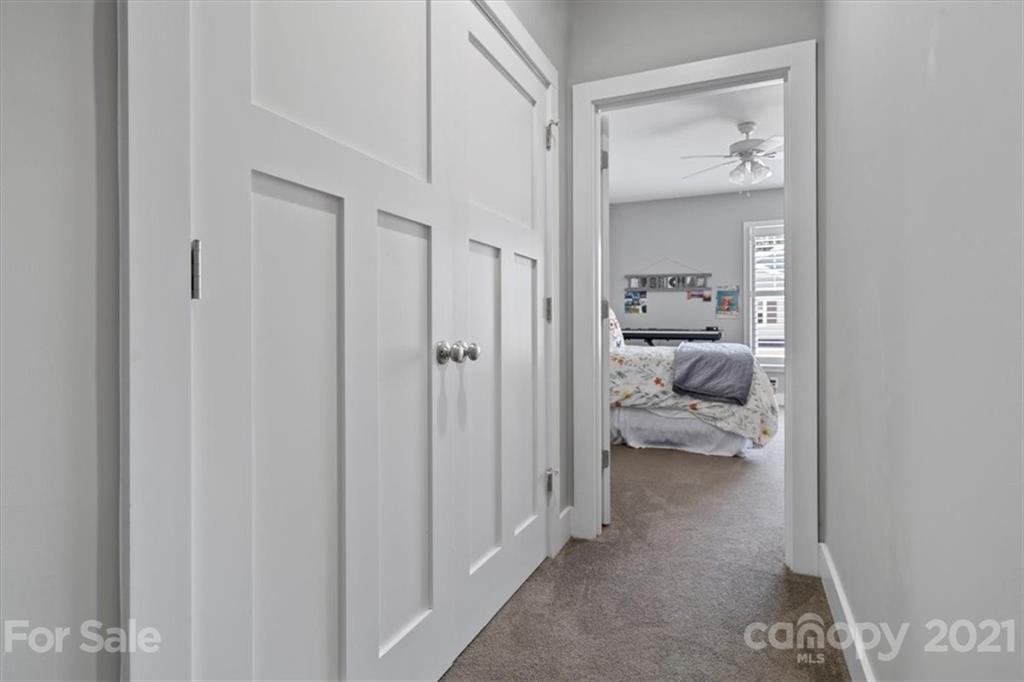 5212 Valley Stream Road Charlotte, NC 28209 - Photo 12 of 25 Gallery Image 12