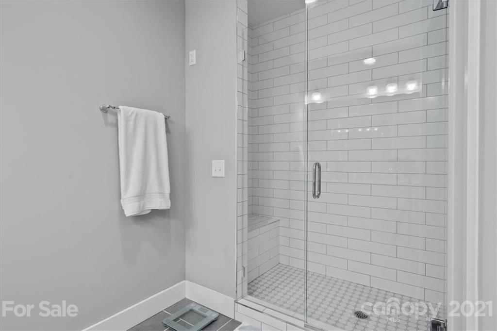 5212 Valley Stream Road Charlotte, NC 28209 - Photo 14 of 25 Gallery Image 14