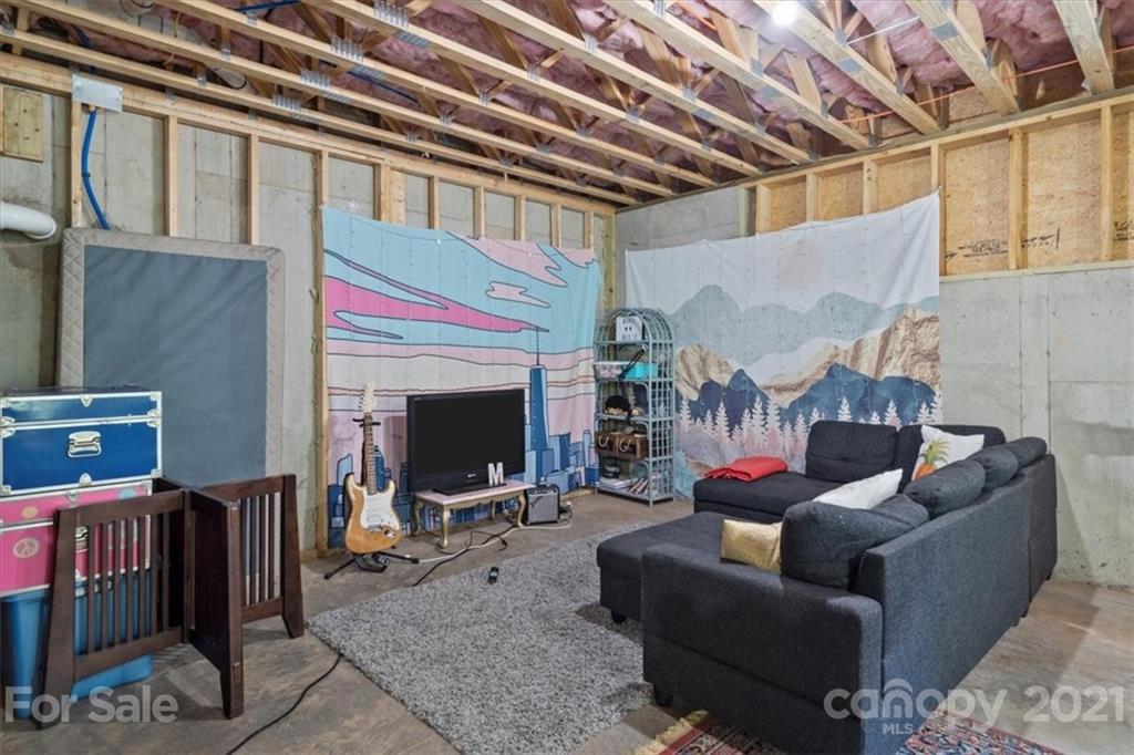5212 Valley Stream Road Charlotte, NC 28209 - Photo 22 of 25 Gallery Image 22