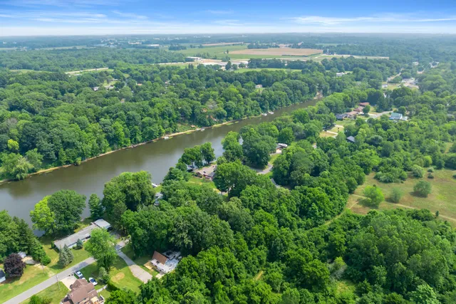 $269,900 | 1900 Derfla Drive, St. Joseph, MI 49085