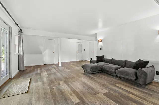 $269,900 | 1900 Derfla Drive, St. Joseph, MI 49085