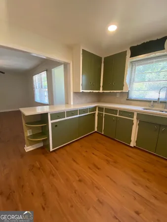 $2,400 | 297 Macon Avenue, Athens, GA 30601