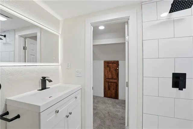 $216,000 | 2111 Franklin Avenue, Lexington, MO 64067