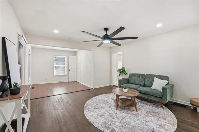 $216,000 | 2111 Franklin Avenue, Lexington, MO 64067