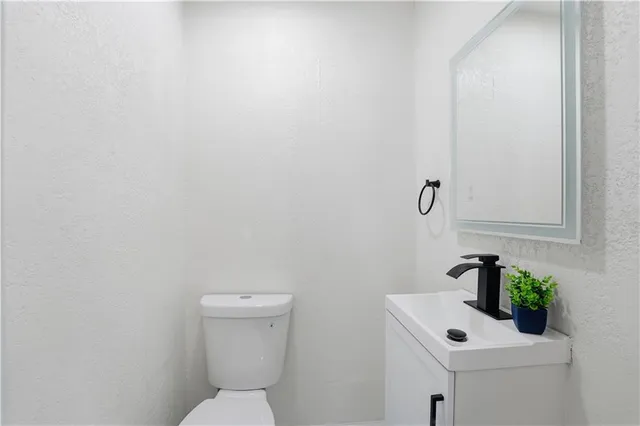 $216,000 | 2111 Franklin Avenue, Lexington, MO 64067