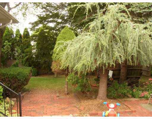84 Linden Road Seekonk, MA 02771 - Photo 6 of 6 a view of yard