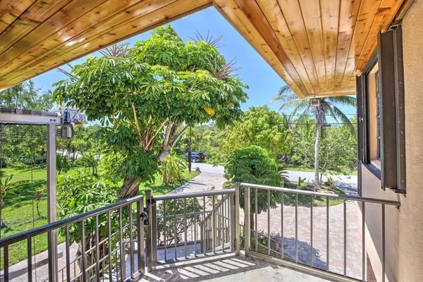 a view of a front door of the house
