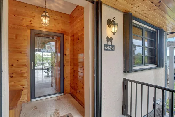 a view of entryway with a front door