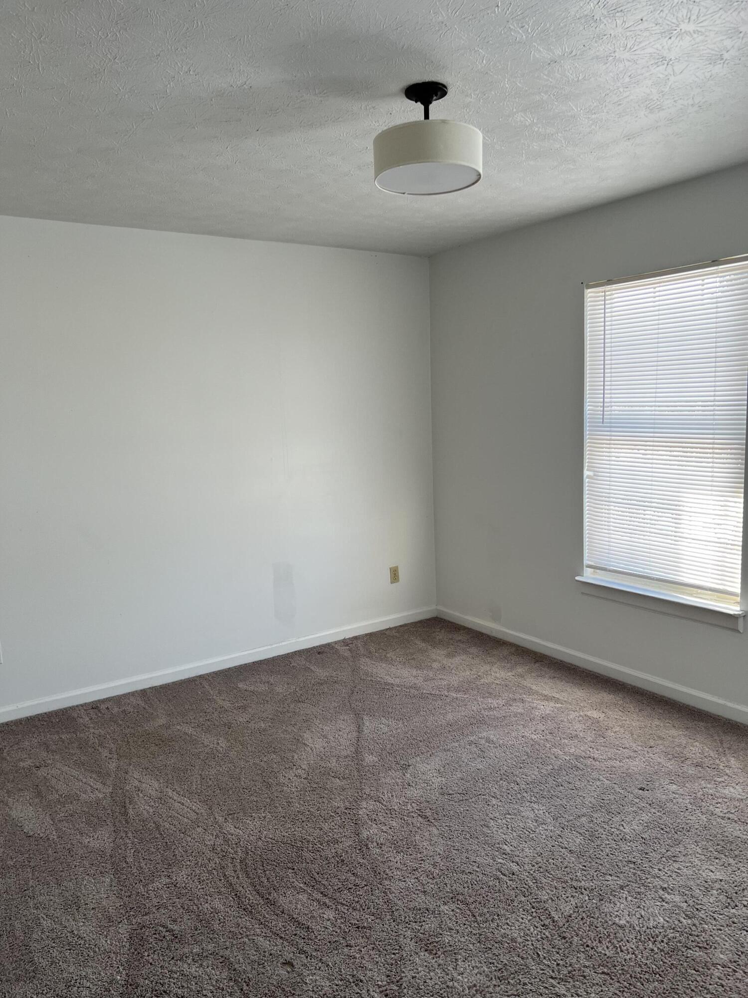 821 Ridgewood Drive, Unit 12 Berea, KY 40403 - Photo 18 of 24 IMG_2989