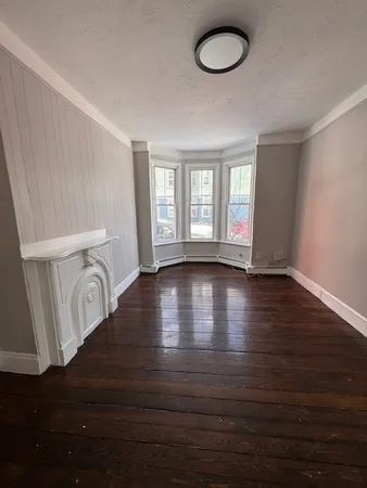 $2,050 | 63 Vernon Street, Unit 1, Providence, RI 02903