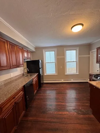 $2,050 | 63 Vernon Street, Unit 1, Providence, RI 02903