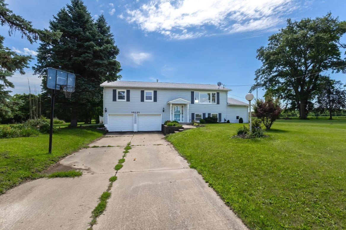 10121 Ridgewood Road Milan, IL 61264 - Photo 5 of 36
