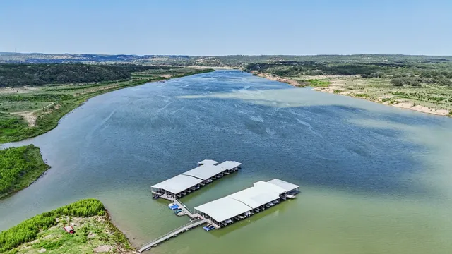 $150,000 | 2500 Sailboat Pass, Spicewood, TX 78669