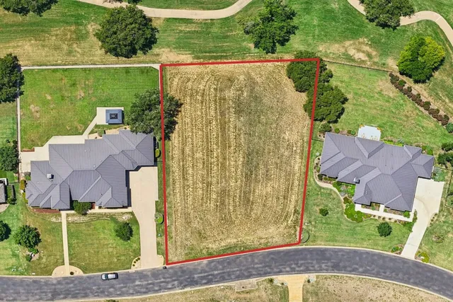 $150,000 | 2500 Sailboat Pass, Spicewood, TX 78669