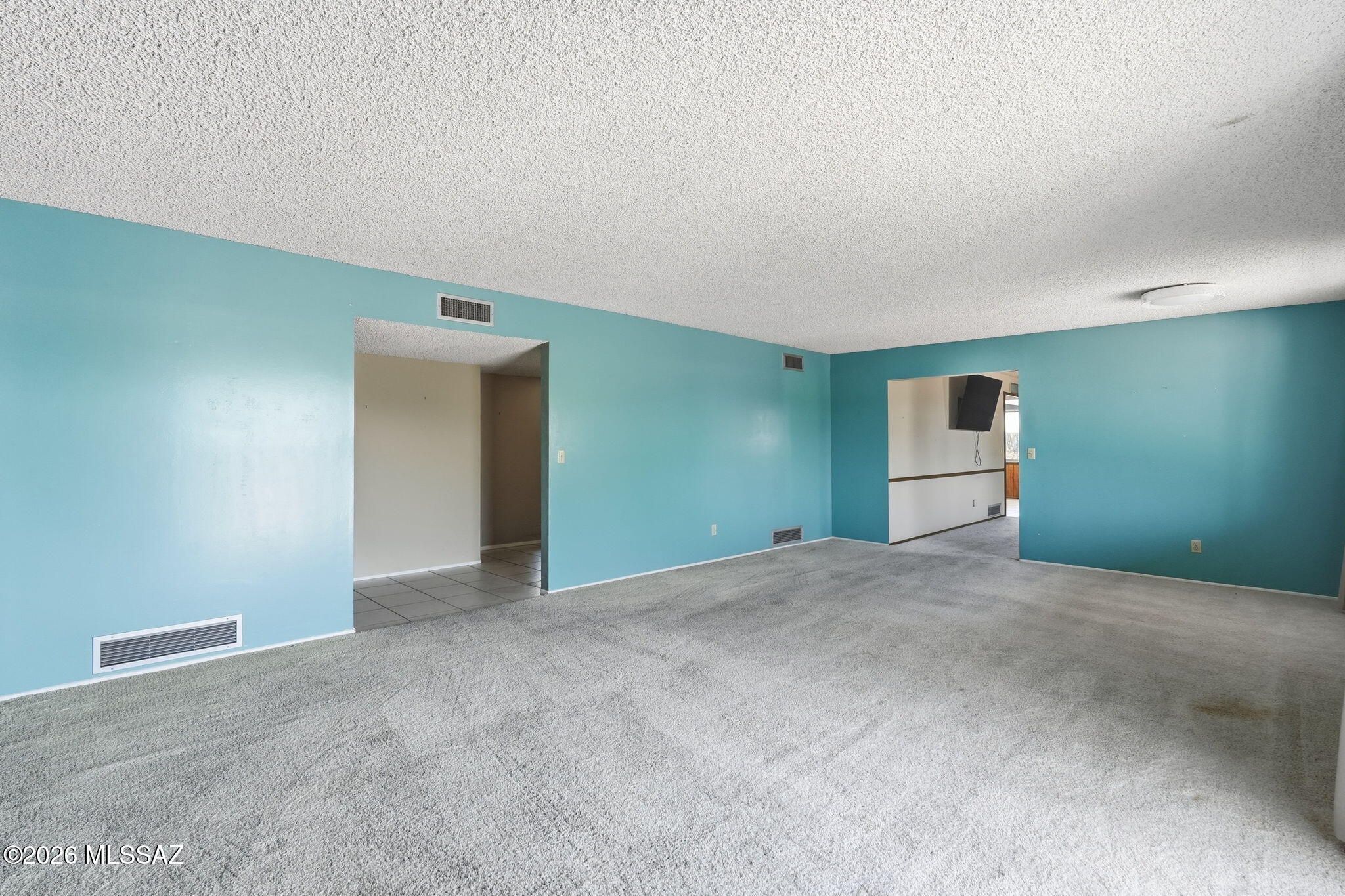 6741 North Pomona Road Tucson, AZ 85704 - Photo 8 of 38 009_ListerPros