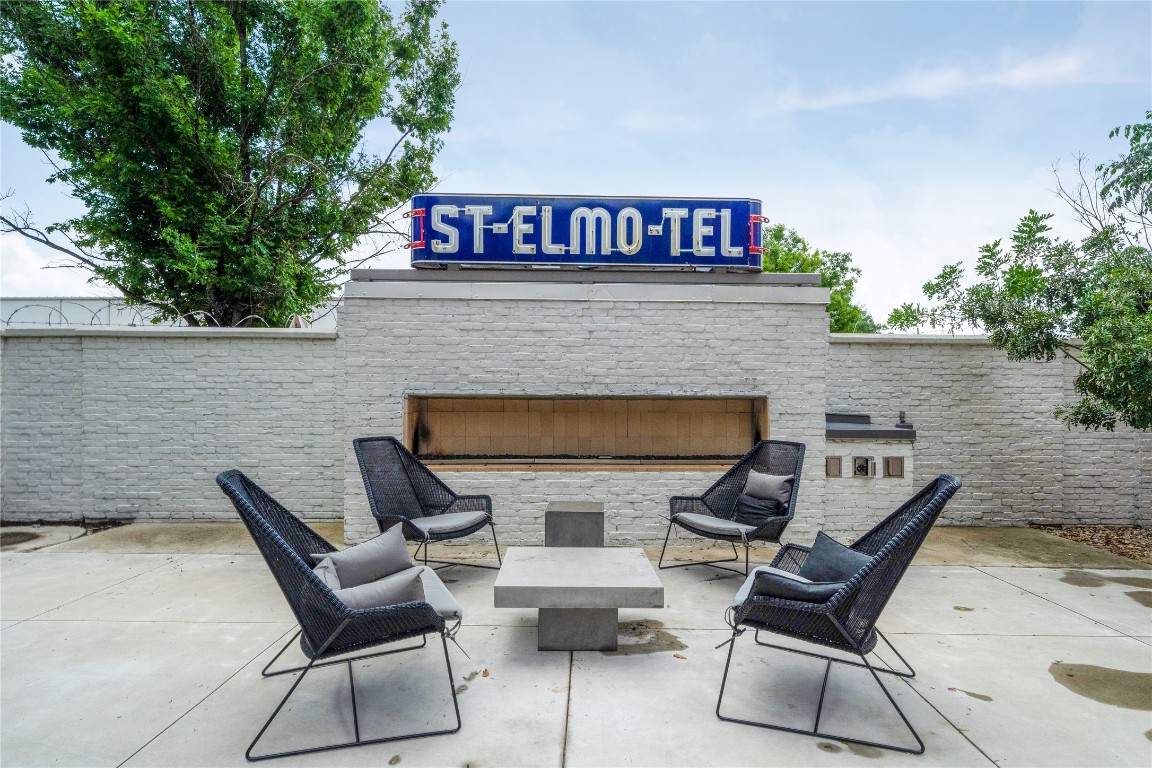 4361 South Congress Avenue, Unit 531 Austin, TX 78745 - Photo 20 of 21 a view of a chairs and table in kitchen