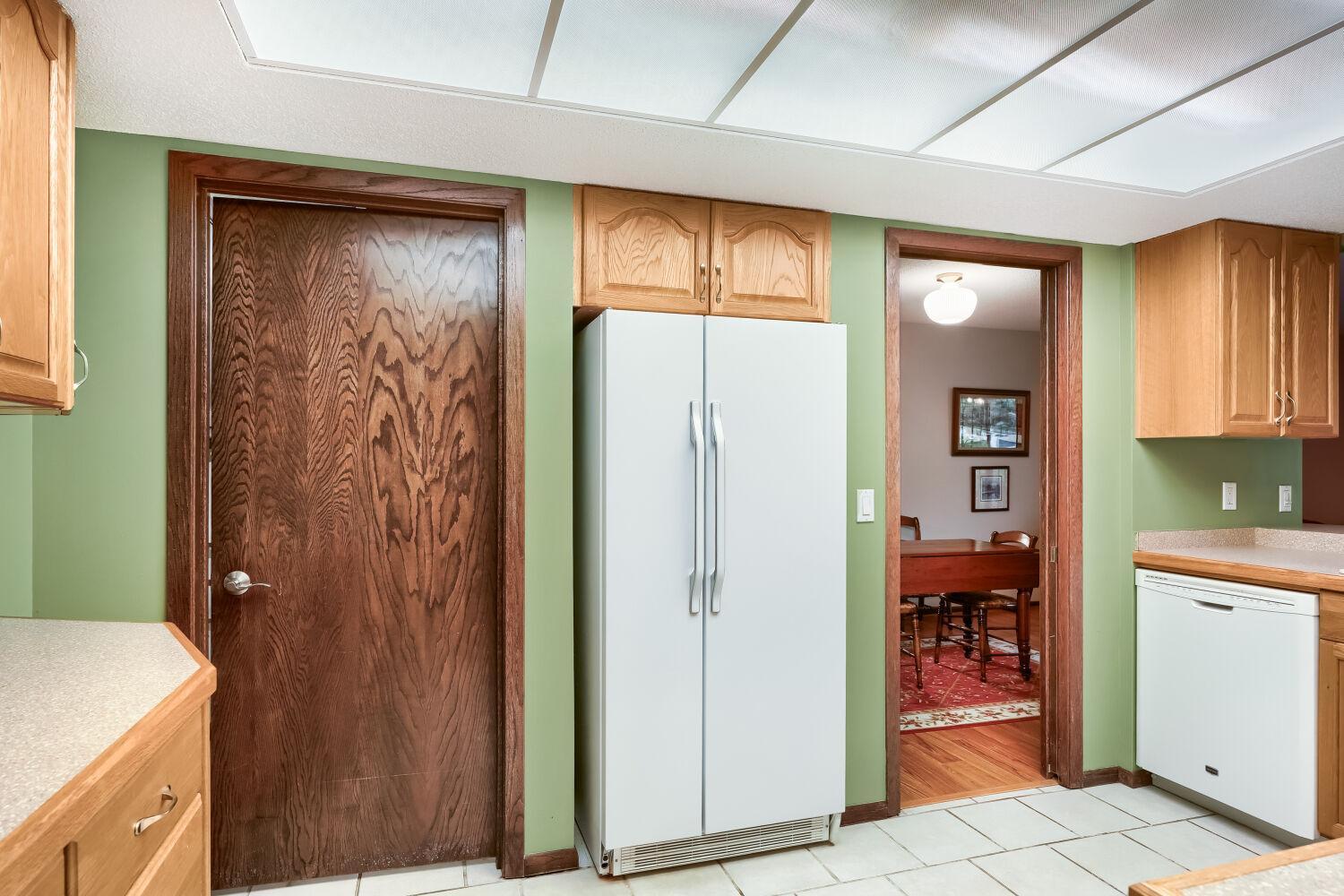 8441 Irwin Road, Unit 106 Bloomington, MN 55437 - Photo 12 of 32 Gallery Image 12