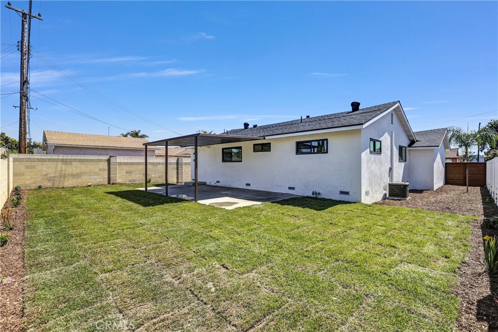 5751 Lime Avenue Cypress, CA 90630 - Photo 26 of 35