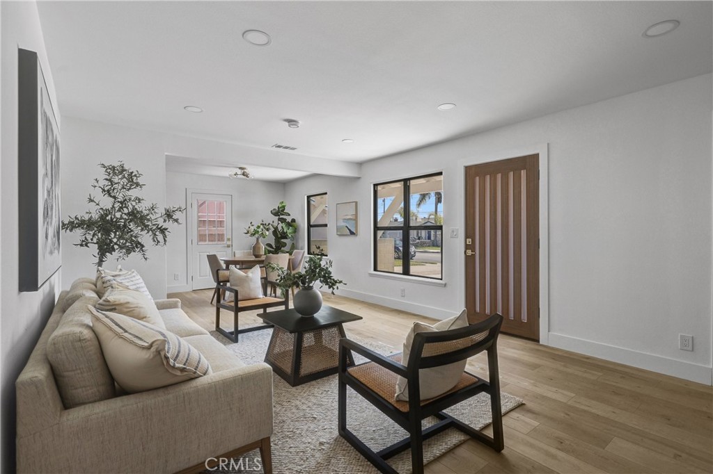 5751 Lime Avenue Cypress, CA 90630 - Photo 5 of 35