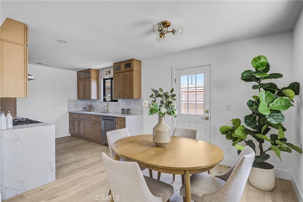 5751 Lime Avenue Cypress, CA 90630 - Photo 7 of 35