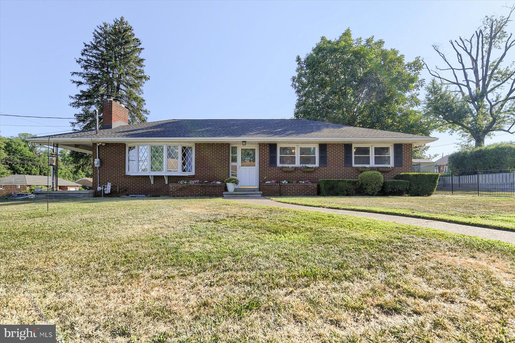 500 Walnut Road Harrisburg, PA 17113 - Photo 1 of 37