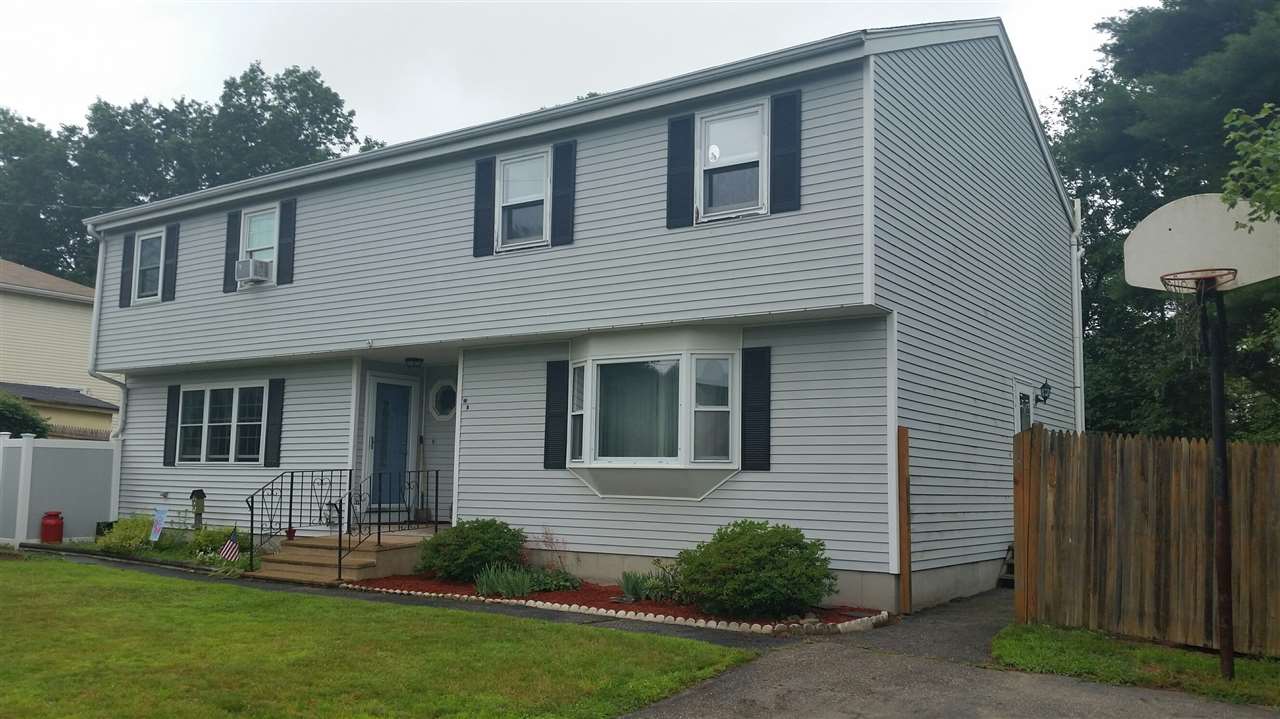 11 R Pelican Circle Derry, NH 03038 - Photo 1 of 28