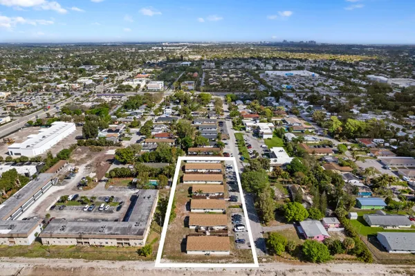 $1,800 | 3455 Hi Street, Lake Worth, FL 33461