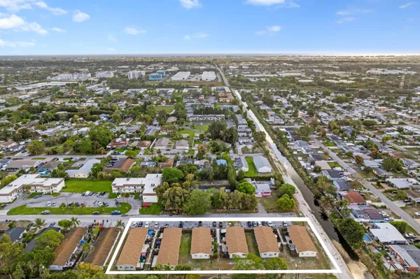 $1,800 | 3455 Hi Street, Lake Worth, FL 33461