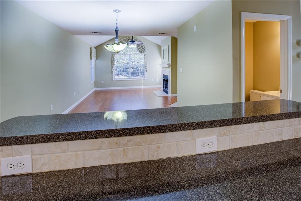 2191 Rockbridge Road Southwest, Unit 102 Stone Mountain, GA 30087 - Photo 17 of 37