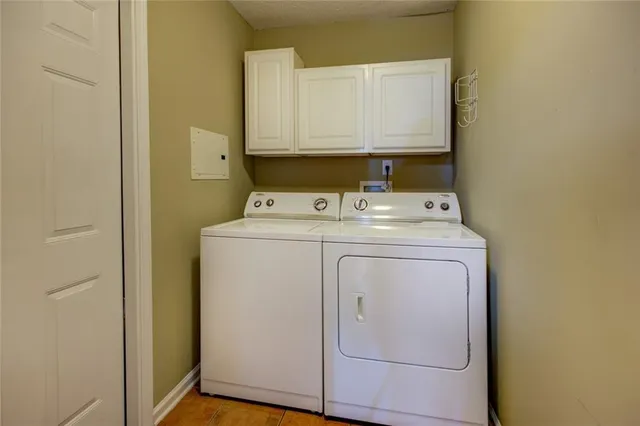 $249,900 | 2191 Rockbridge Road Southwest, Unit 102, Stone Mountain, GA 30087