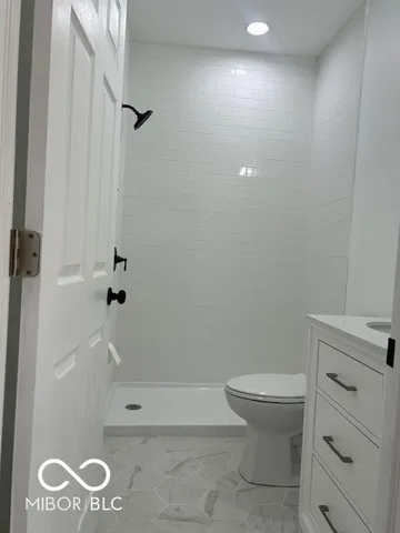 $2,500 | 2936 Guilford Avenue, Indianapolis, IN 46205