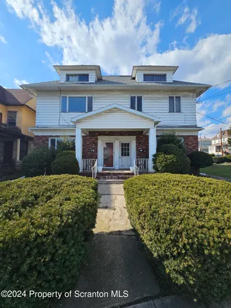 $1,800 | 1218 South Main Avenue, Unit 1, Scranton, PA 18504