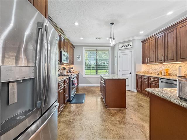 81265 Jim Sharp Road Covington, LA 70435 - Photo 11 of 30