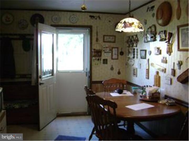 464 Cross Road Salem, NJ 08079 - Photo 4 of 25 Kitchen