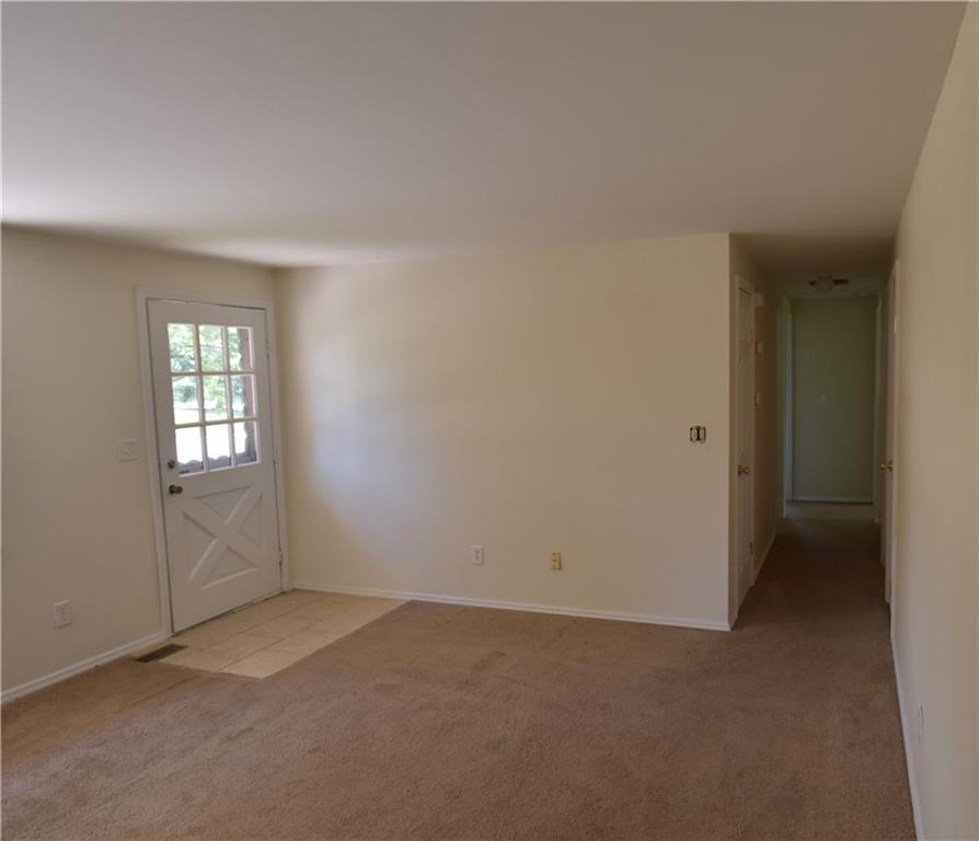 6721 Springport Way Dayton, OH 45424 - Photo 7 of 22