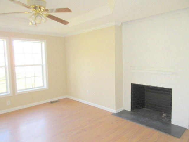 100 Thornton Road Oak Ridge, TN 37830 - Photo 3 of 13 IMG_7249