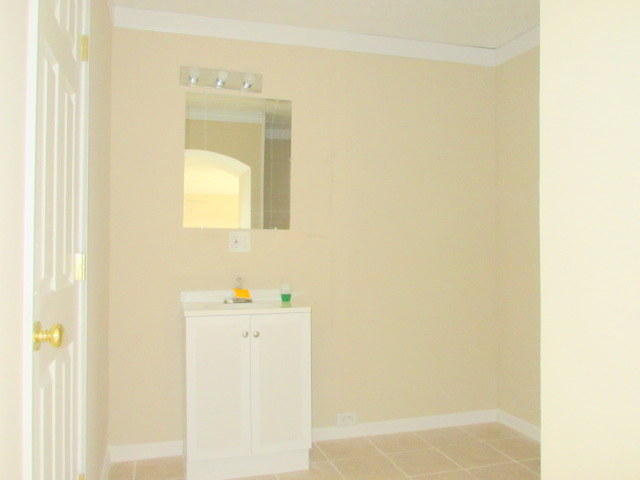 100 Thornton Road Oak Ridge, TN 37830 - Photo 7 of 13 IMG_7255