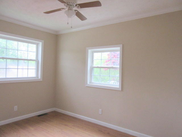 100 Thornton Road Oak Ridge, TN 37830 - Photo 9 of 13 IMG_1896