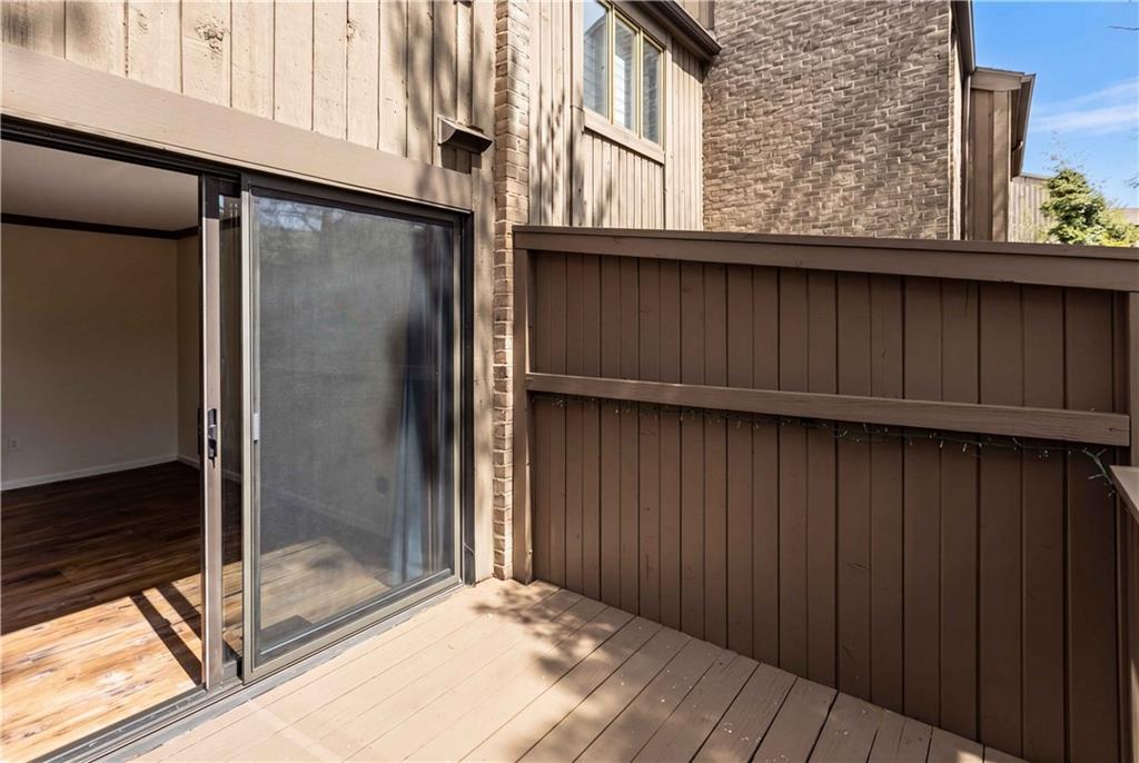 146 Locust Court Pittsburgh, PA 15237 - Photo 25 of 32 a view of a back yard from a balcony
