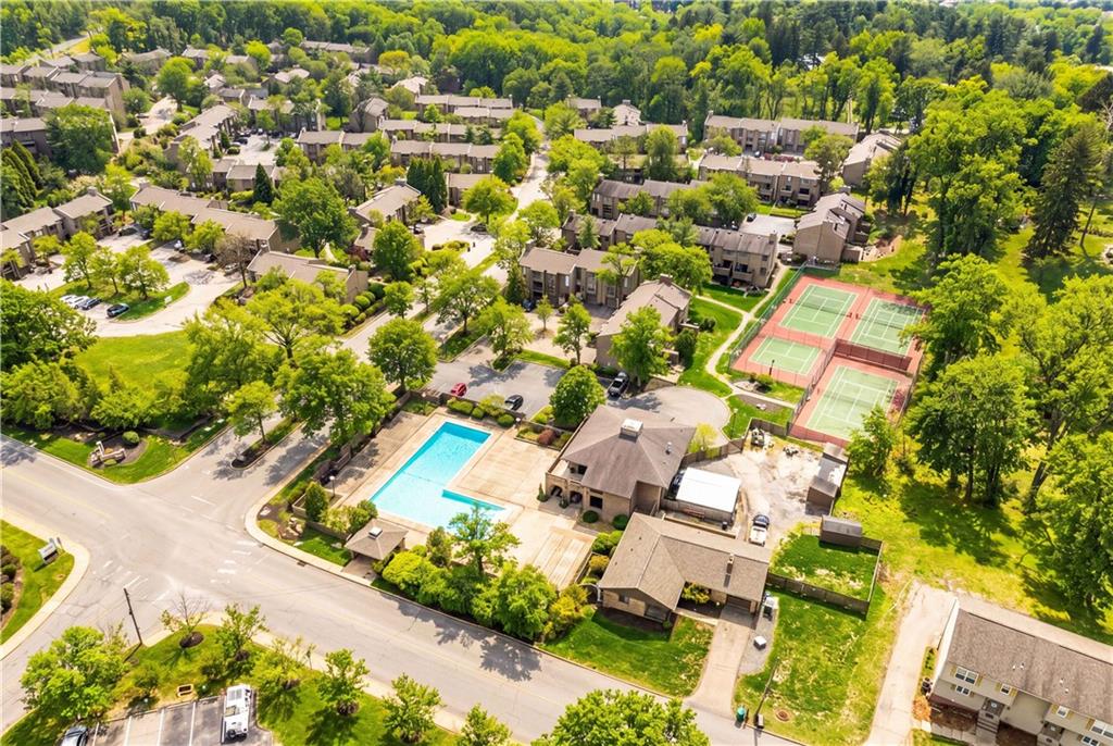 146 Locust Court Pittsburgh, PA 15237 - Photo 31 of 32 an aerial view of residential houses with yard