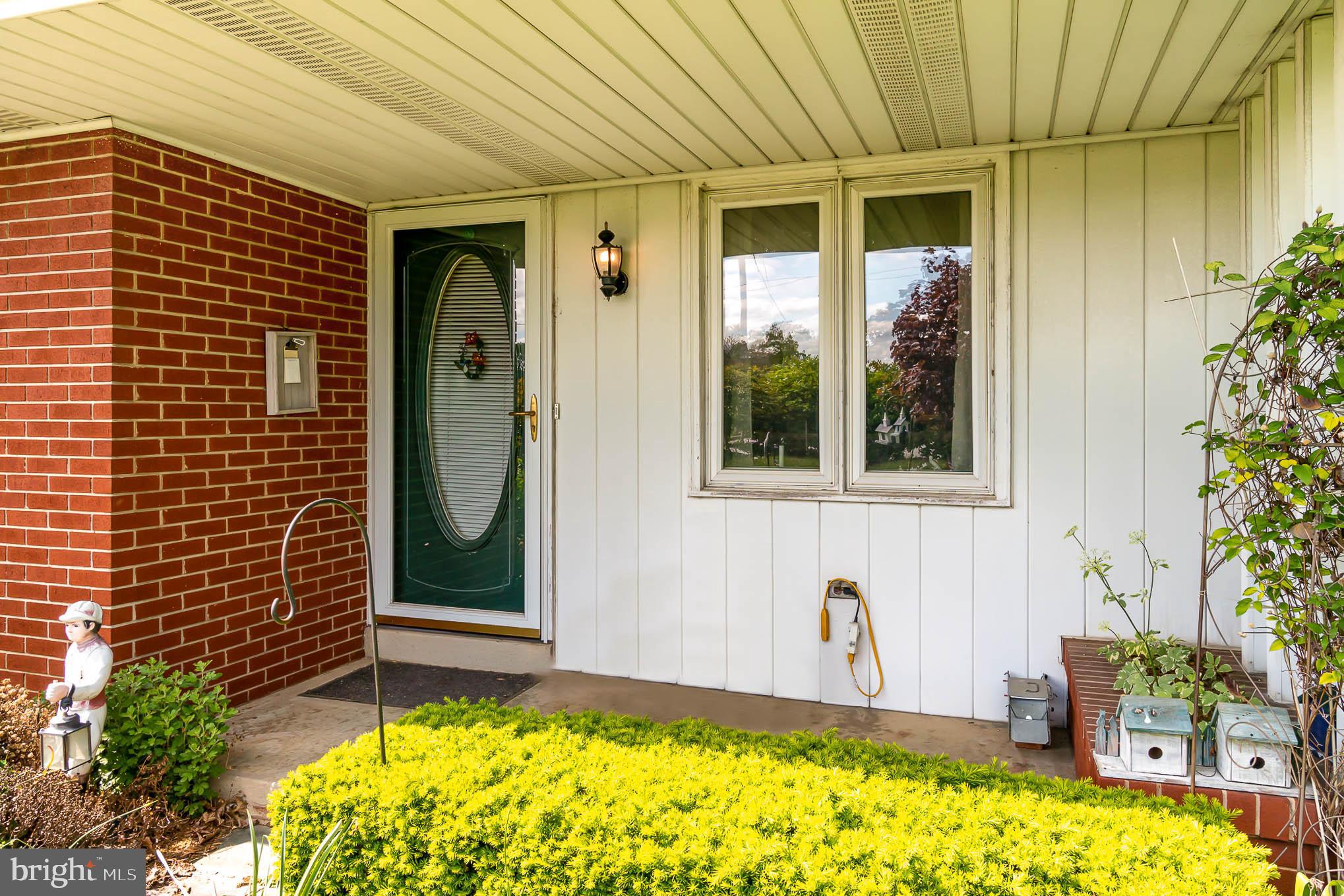 77 Radio Road Hanover, PA 17331 - Photo 4 of 26 Gallery Image 4