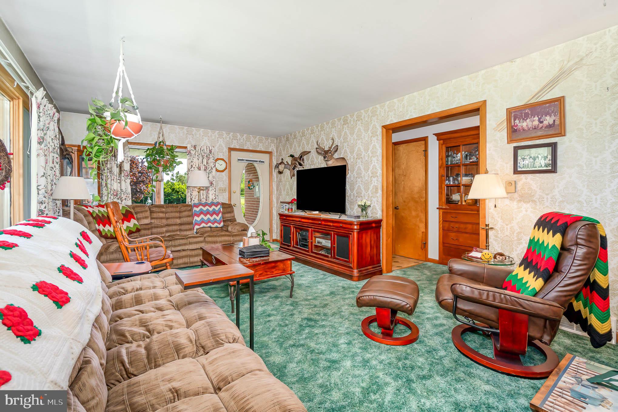 77 Radio Road Hanover, PA 17331 - Photo 6 of 26 Gallery Image 6
