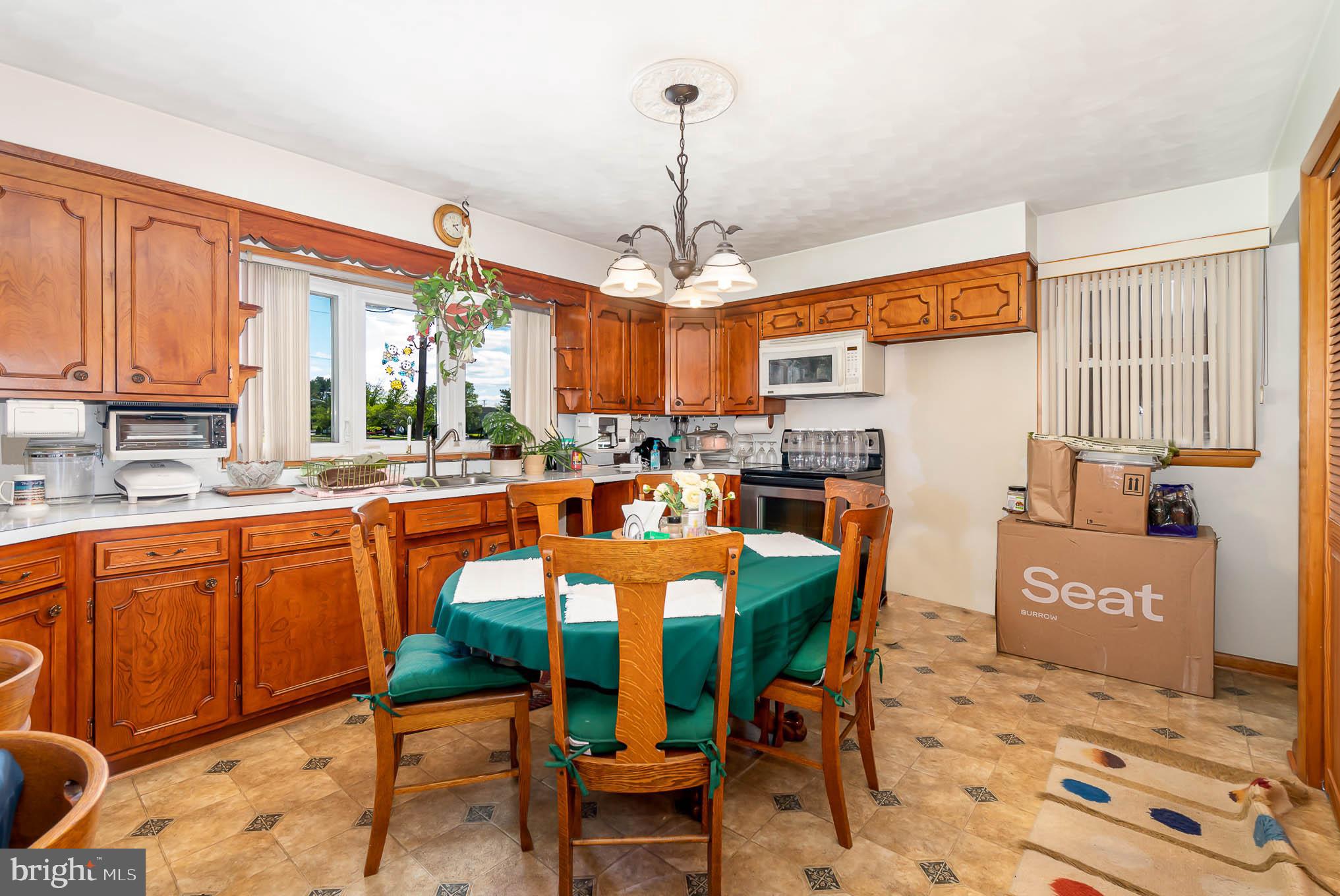 77 Radio Road Hanover, PA 17331 - Photo 8 of 26 Gallery Image 8