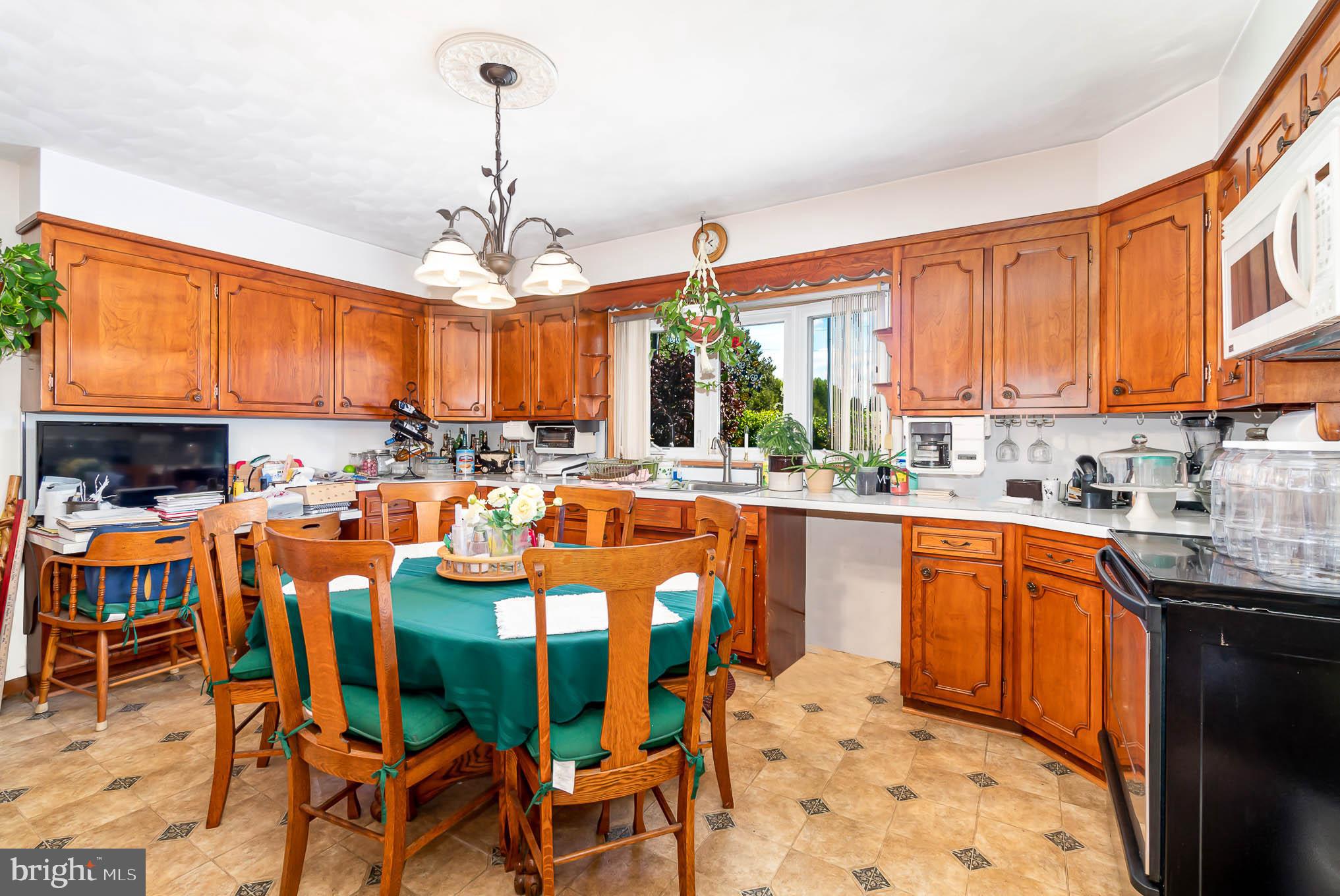 77 Radio Road Hanover, PA 17331 - Photo 9 of 26 Gallery Image 9