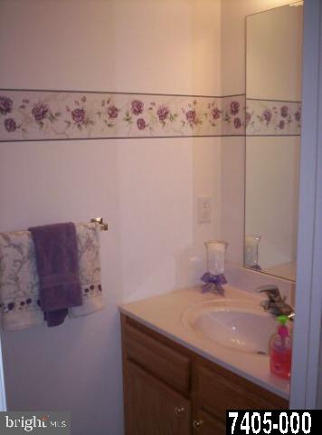 125 Bitternut Road Mount Wolf, PA 17347 - Photo 7 of 9 Gallery Image 7