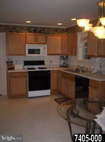 125 Bitternut Road Mount Wolf, PA 17347 - Photo 8 of 9 Gallery Image 8