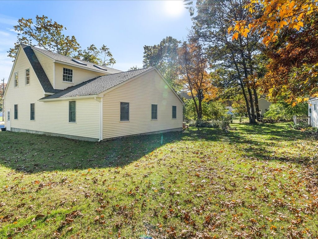 170 Bradford Road Westerly, RI 02808 - Photo 25 of 34 Gallery Image 25