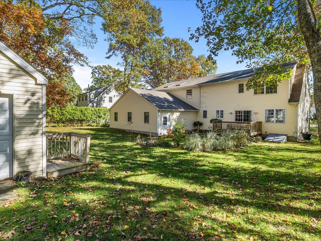 170 Bradford Road Westerly, RI 02808 - Photo 27 of 34 Gallery Image 27